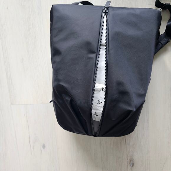 TUMI Devoe Myrtle Backpack Black New with tags travel office